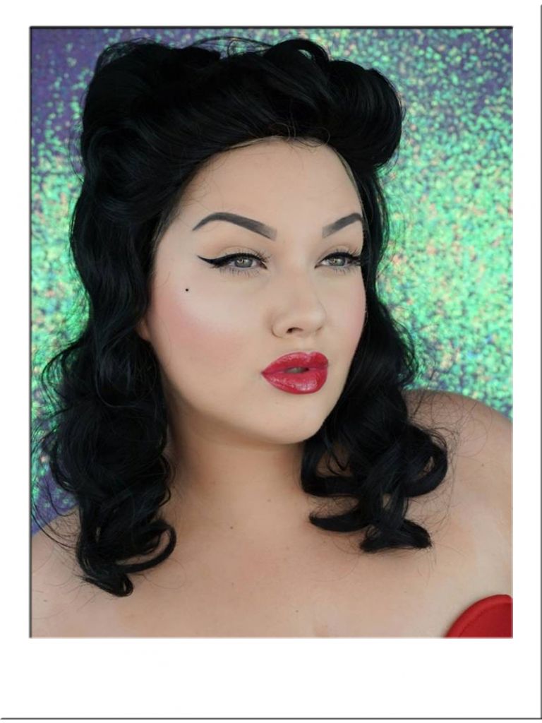 Black Pin Up Victory Rolls Wig