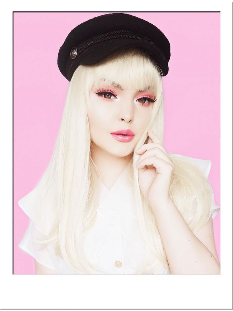 Blonde Wig With Fringe