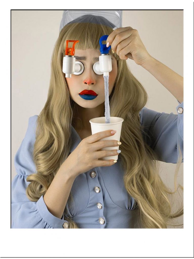 Long Blonde Wig Wavy With Bangs