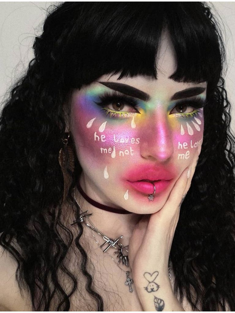 Black Medium Wavy Crimped Wig With Short Bangs